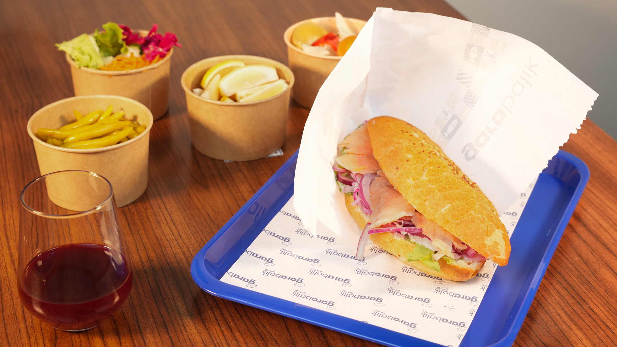 FÜME SOMON SANDVİÇ